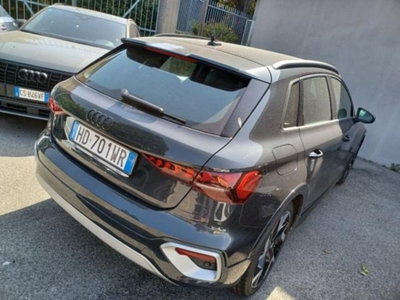 Audi A3 allstreet 2.0 tdi Identity Contrast 150cv s-tronic (9)