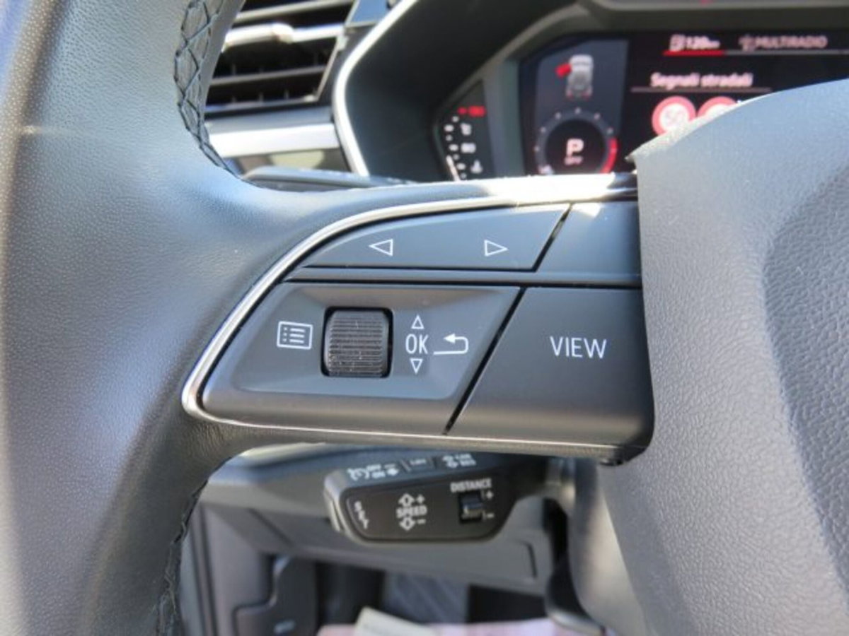 Audi Q3 35 TFSI S tronic Business (10)