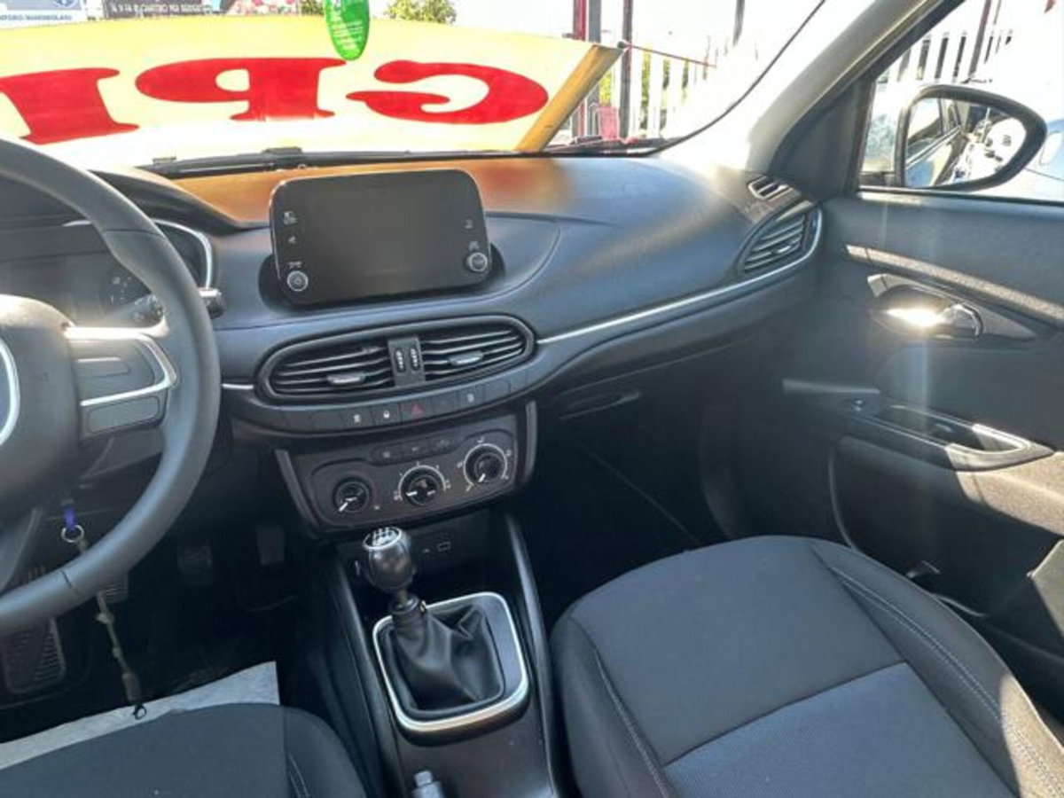 Fiat Tipo Tipo 1.4 4 porte Mirror (14)