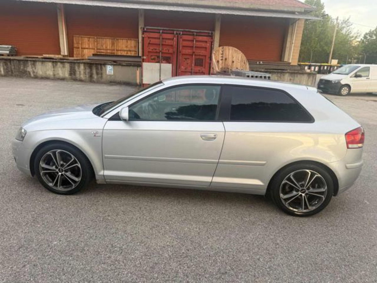 Audi A3 2.0 16V TDI Ambition (16)