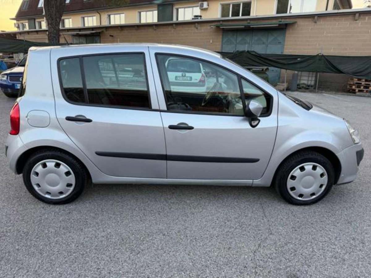 Renault Grand Modus 1.2 16V GPL Dynamique (12)
