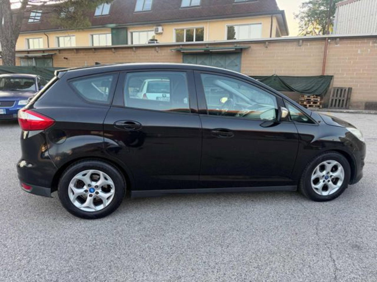 Ford C-Max 1.6 TDCi 115CV Titanium (17)