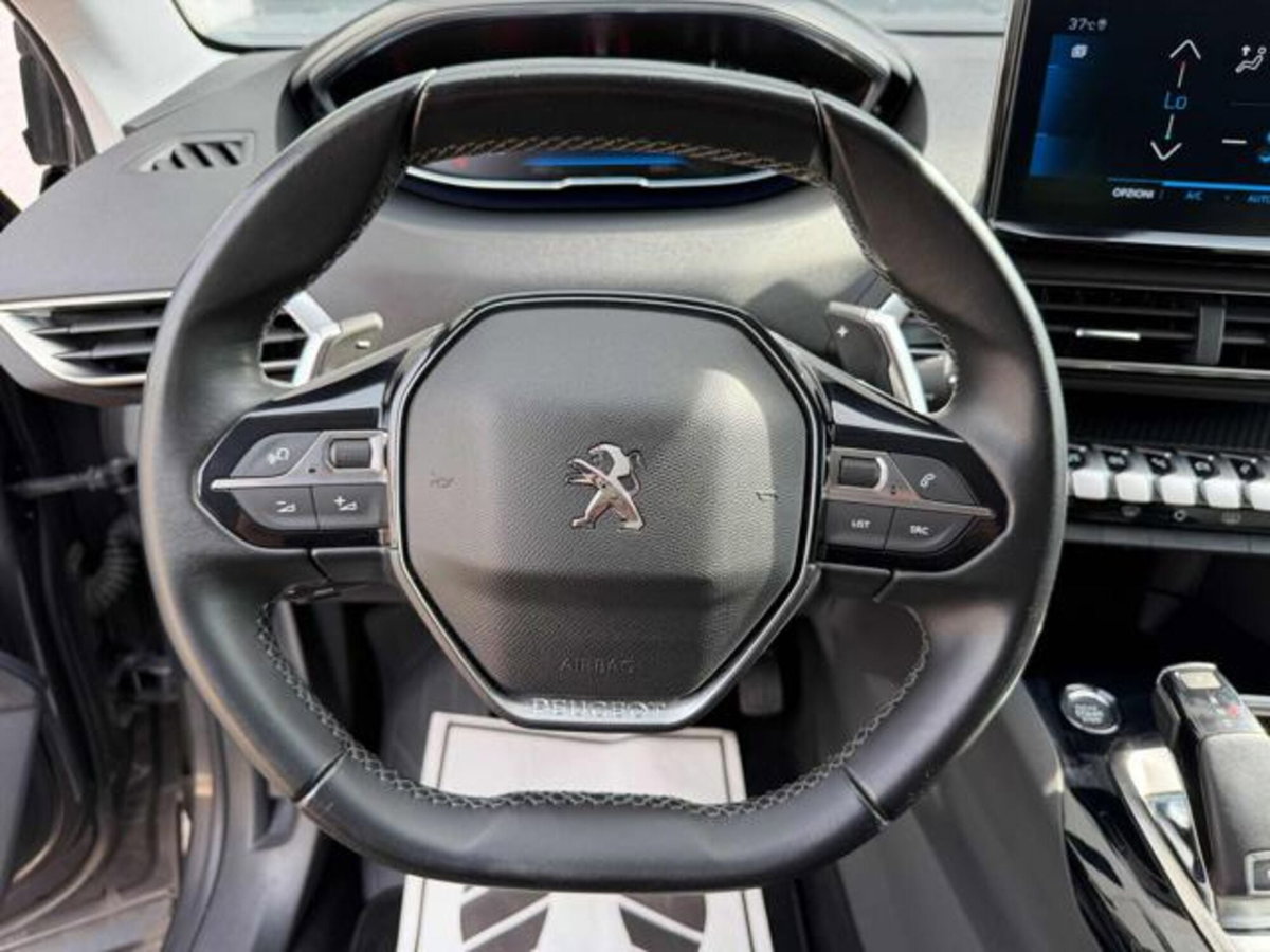 Peugeot 3008 PureTech Turbo 130 S&S EAT8 Allure (10)