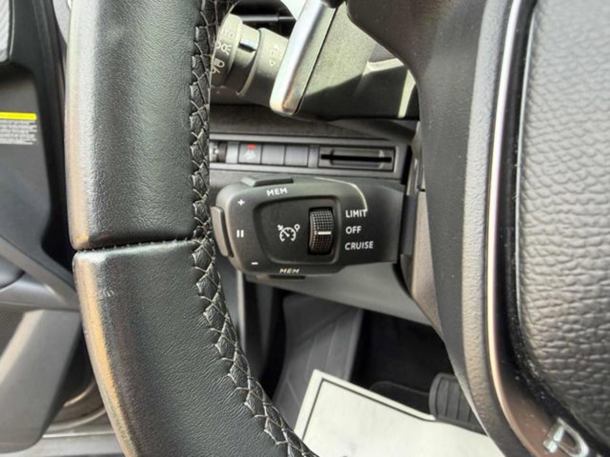 Peugeot 3008 PureTech Turbo 130 S&S EAT8 Allure (13)