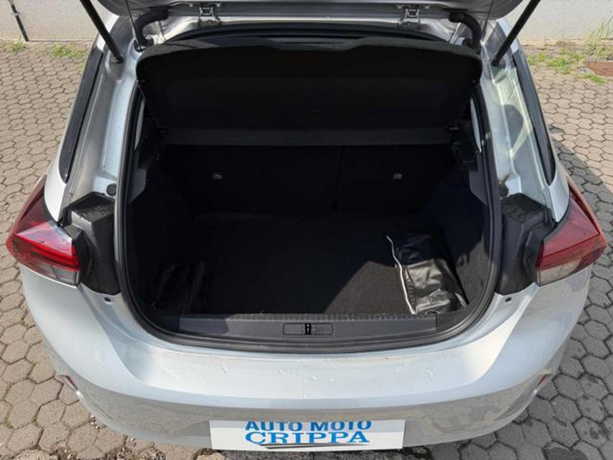 Opel Corsa 1.2 Corsa s&s 100cv (8)