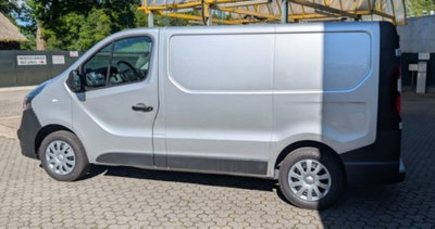 Opel Vivaro Furgone 27 1.6 CDTI 120CV PC-TN Furgone Essentia (5)