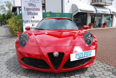 Alfa Romeo 4C Coupé 4C 1750 TBi (2)