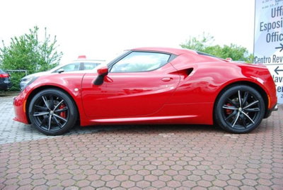 Alfa Romeo 4C Coupé 4C 1750 TBi (7)