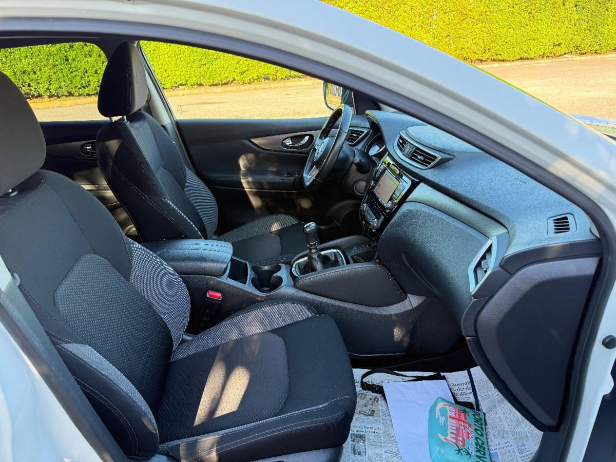 Nissan Qashqai 1.5 dCi 115 CV N-Connecta (11)