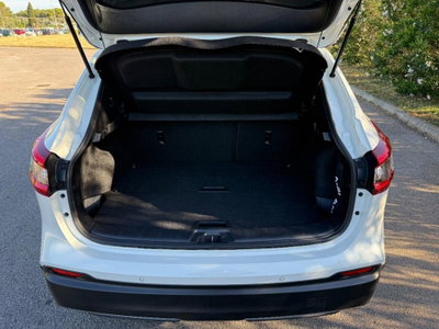 Nissan Qashqai 1.5 dCi 115 CV N-Connecta (16)