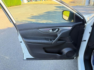 Nissan Qashqai 1.5 dCi 115 CV N-Connecta (8)