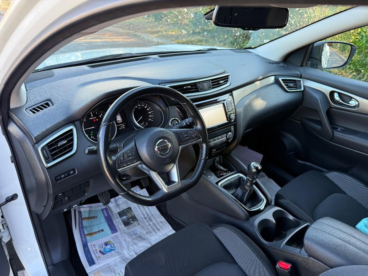 Nissan Qashqai 1.5 dCi 115 CV N-Connecta (9)