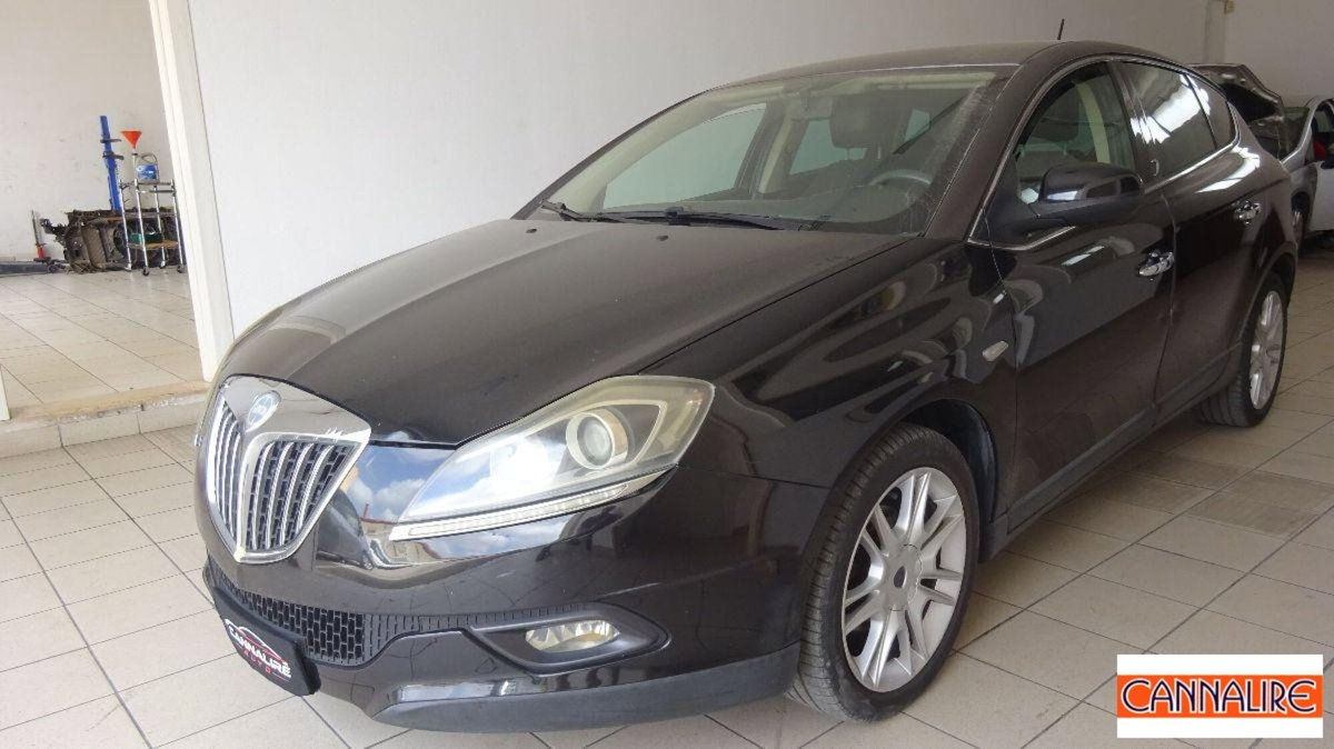 Lancia Delta 1.6 MJT DPF Oro (3)