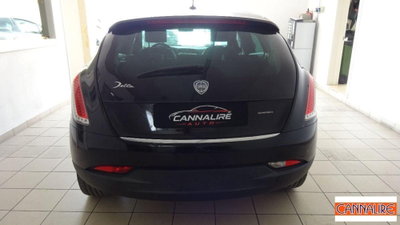 Lancia Delta 1.6 MJT DPF Oro (5)