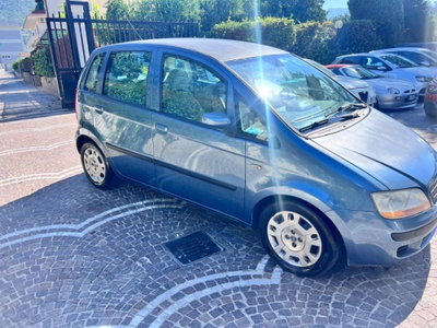 Fiat Idea 1.3 Multijet 16V Emotion (4)