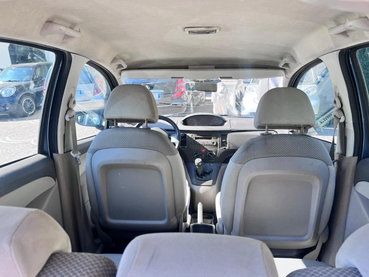 Fiat Idea 1.3 Multijet 16V Emotion (6)