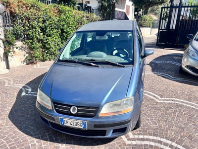 Fiat Idea 1.3 Multijet 16V Emotion (8)