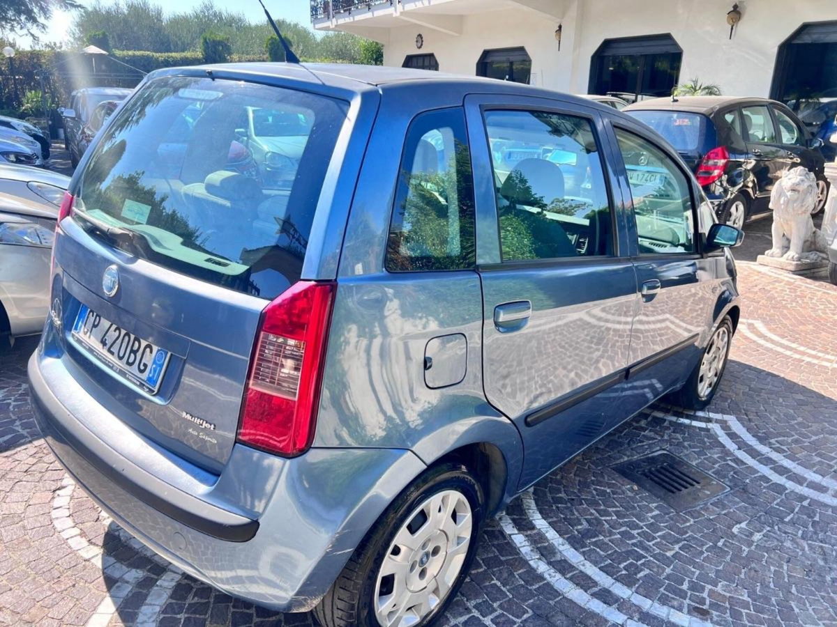 Fiat Idea 1.3 Multijet 16V Emotion (9)