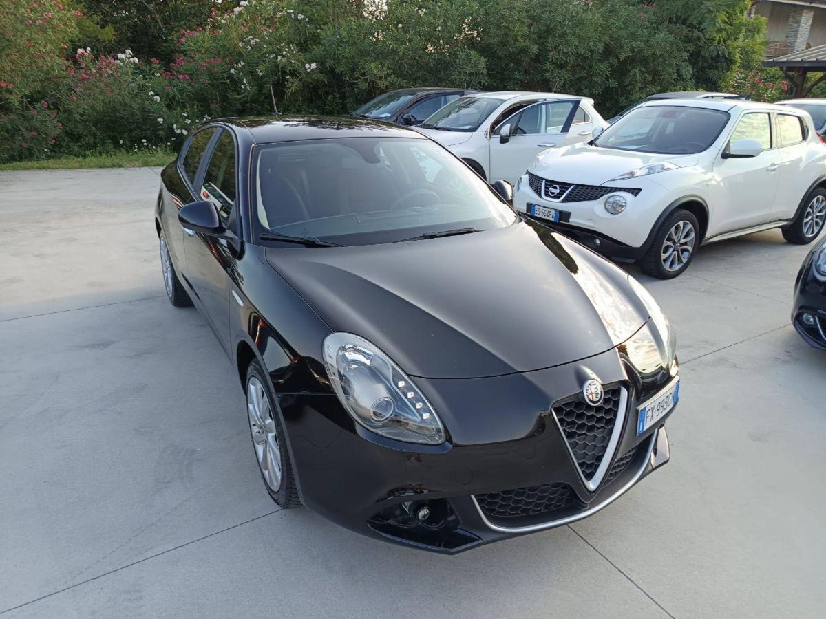 Alfa Romeo Giulietta 1.6 JTDm Super 120cv tct (4)