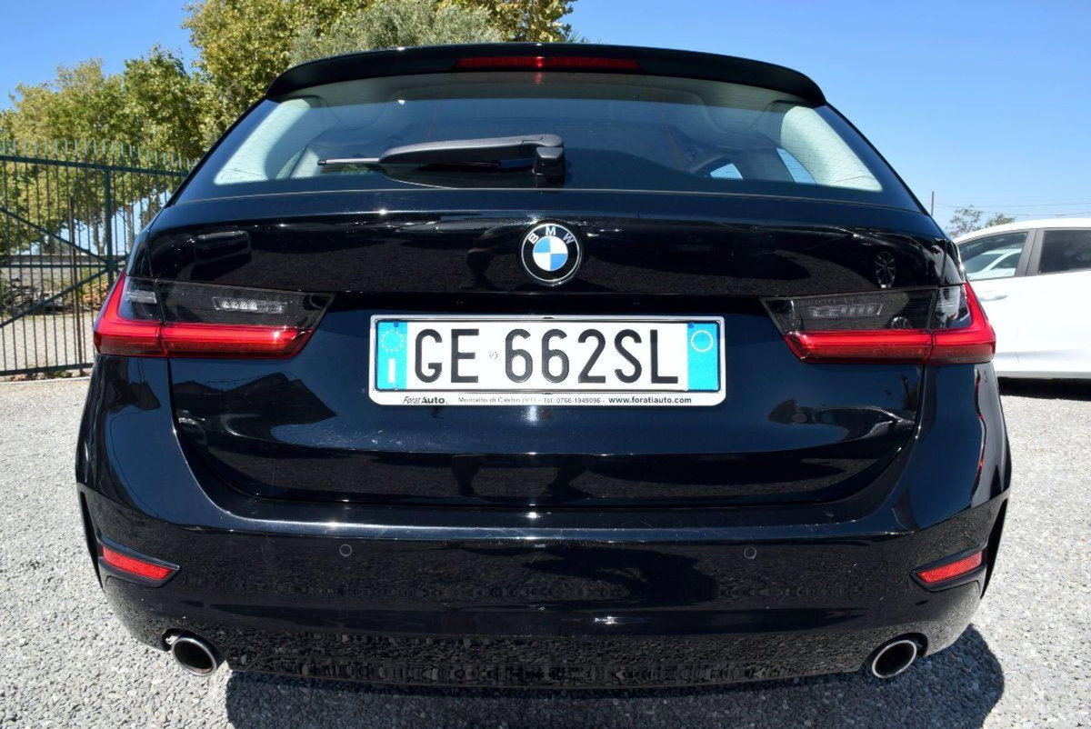 BMW Serie 3 Touring 318d  Business Advantage aut. (15)