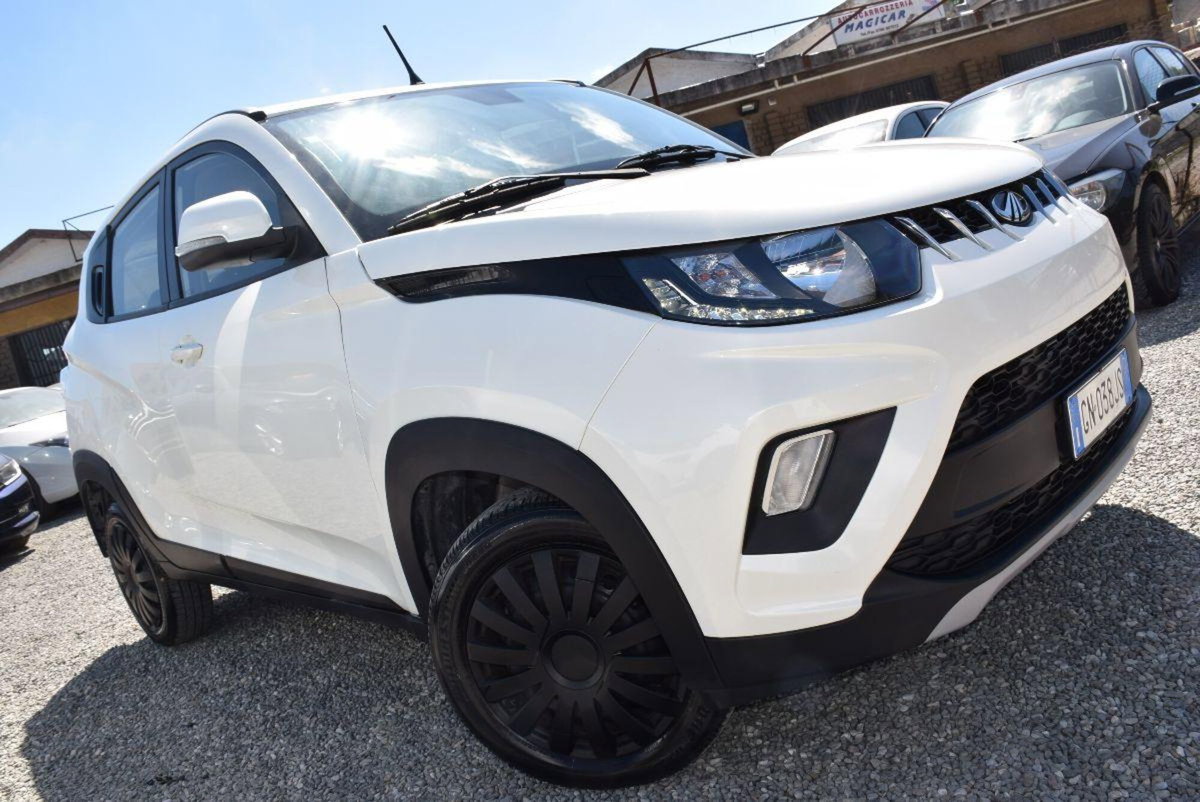 Mahindra KUV100 KUV100 1.2 VVT K8 (11)