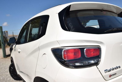 Mahindra KUV100 KUV100 1.2 VVT K8 (18)