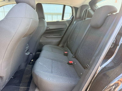 Fiat 600 1.2 hybrid 110cv auto (9)