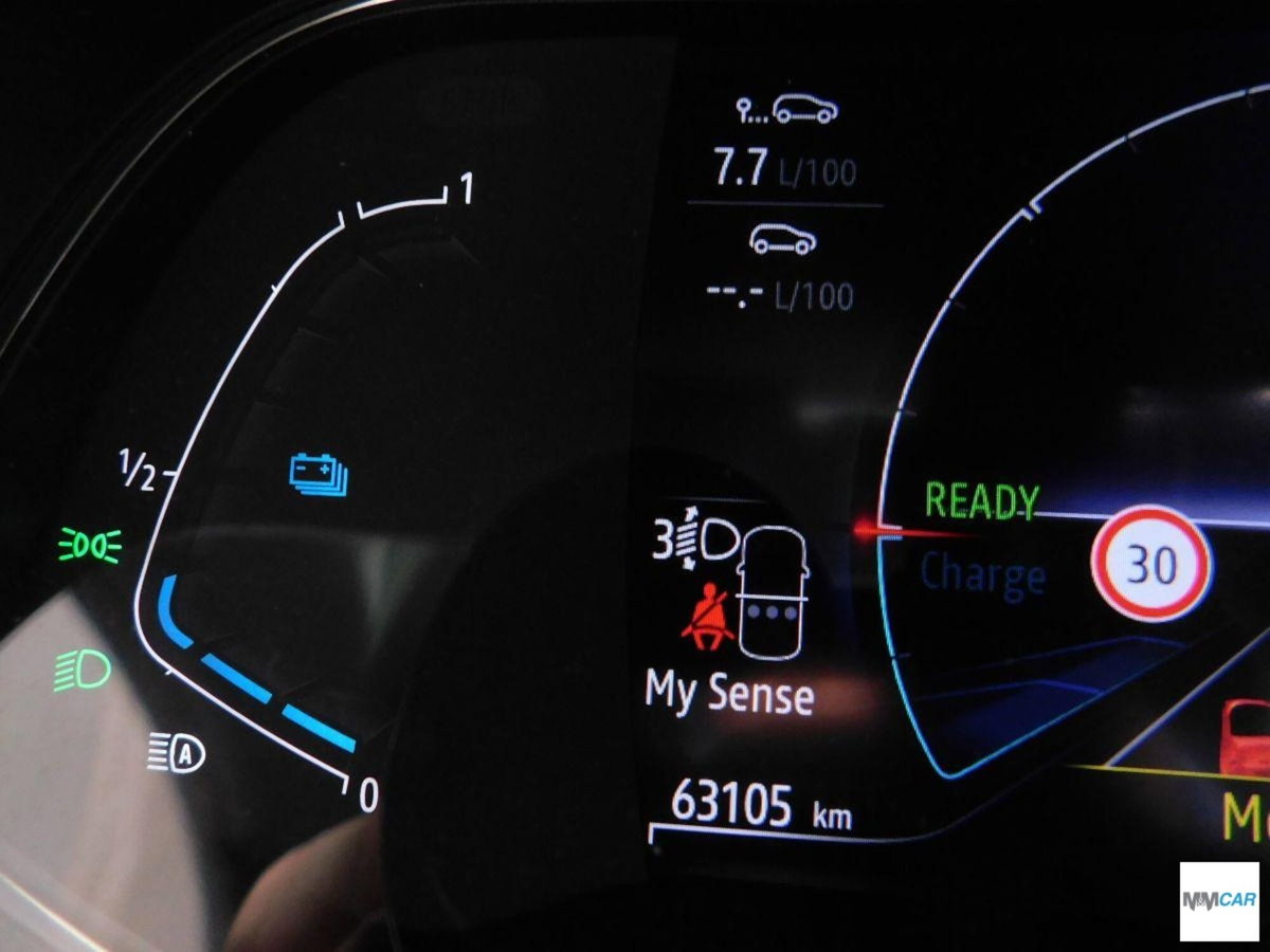Renault Clio Full Hybrid E-Tech 140 CV 5 porte E-Tech (11)