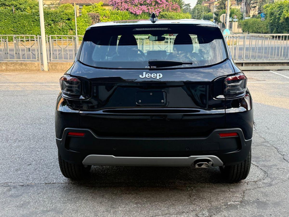 Jeep Avenger 1.2 turbo e-hybrid mhev Altitude fwd 110cv edct6 (4)