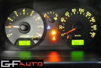 Kia Picanto 1.1 12V EX Spicy (11)