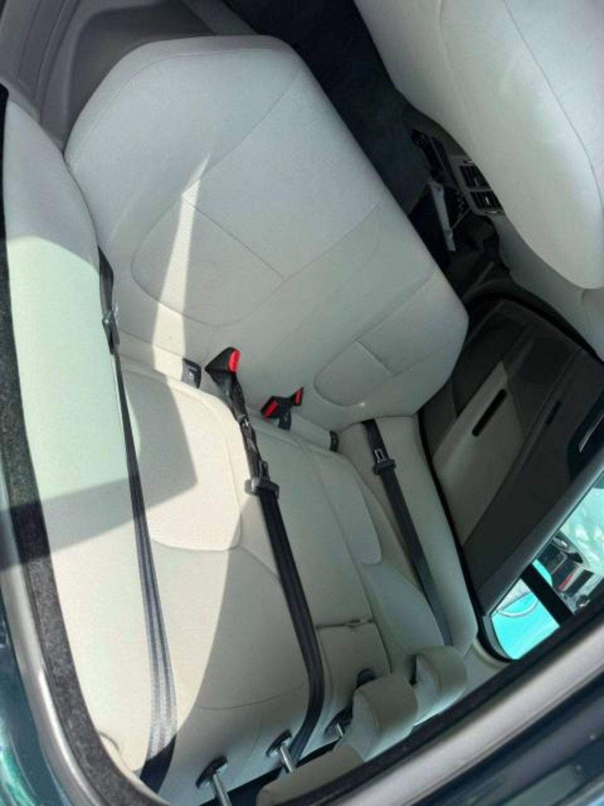 Jaguar XE 2.0 D 180 CV AWD aut. Prestige (13)