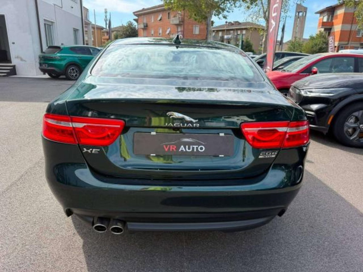 Jaguar XE 2.0 D 180 CV AWD aut. Prestige (5)