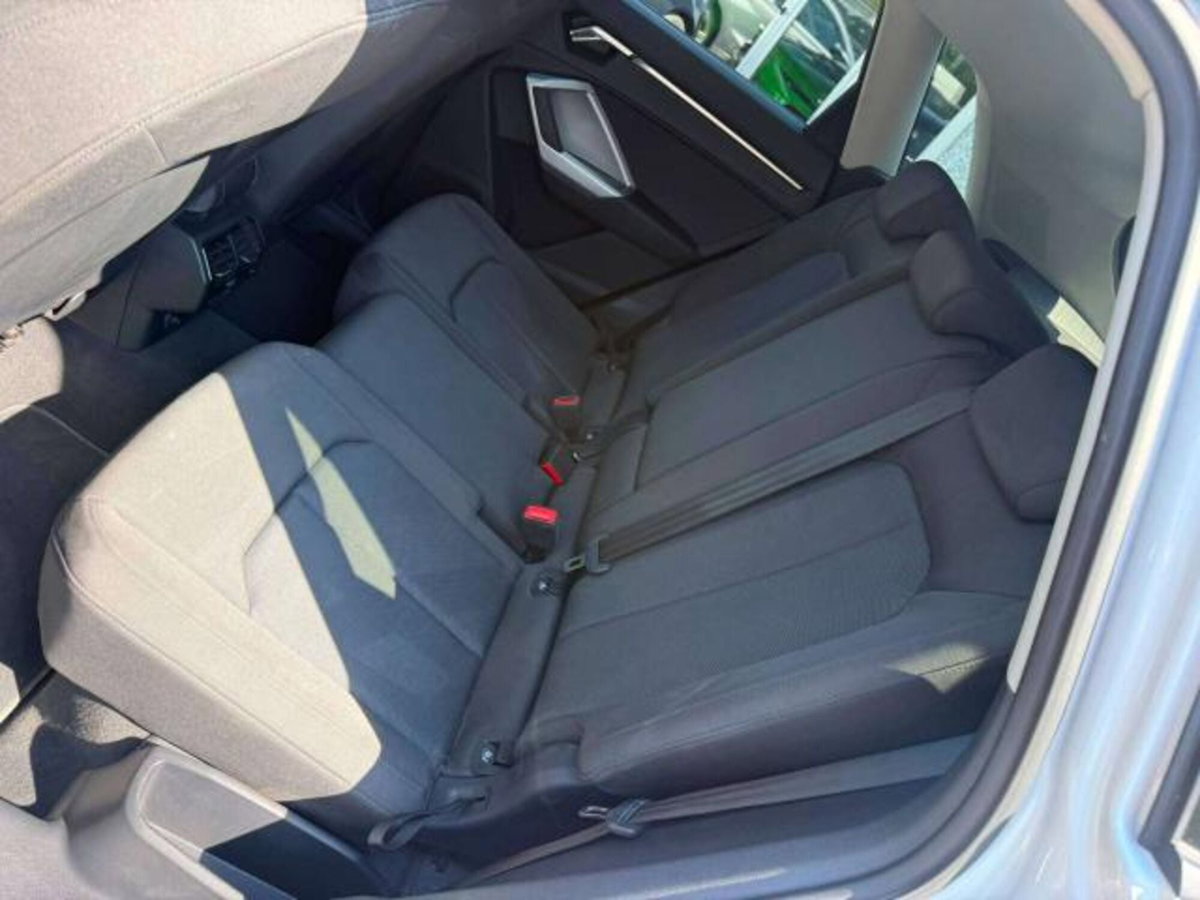 Audi Q3 1.4 TFSI 150 CV Business (13)