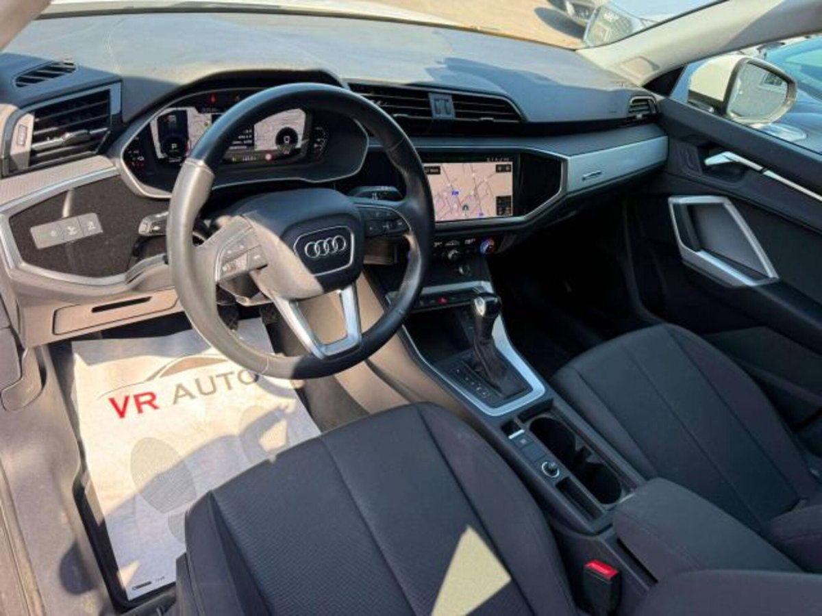 Audi Q3 1.4 TFSI 150 CV Business (6)