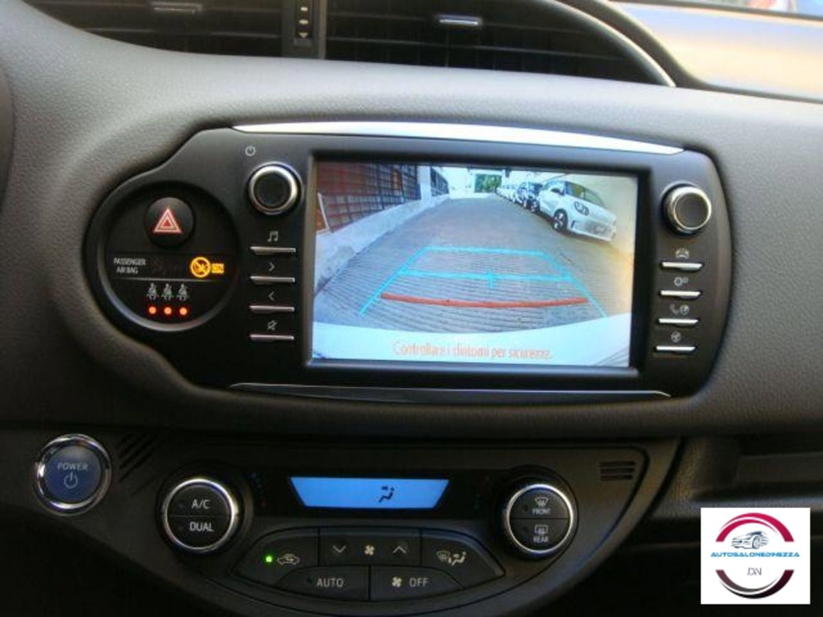 Toyota Yaris 1.5 Hybrid 5 porte Active (16)