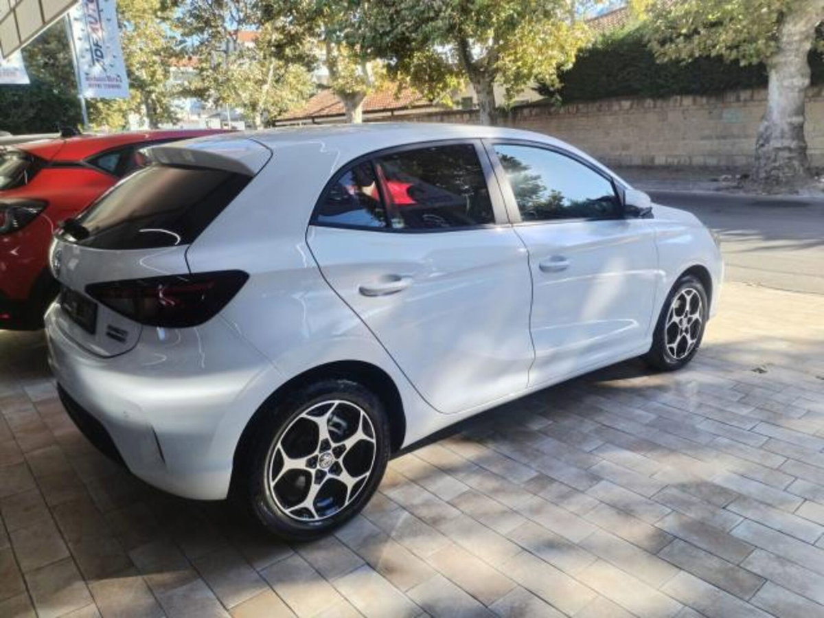 Mg MG3 1.5 hybrid+ Luxury auto (3)