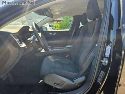 VOLVO Veicoli Commerciali V60 V60 II N1 2.0 B3 Momentum Business auto 7m (9)