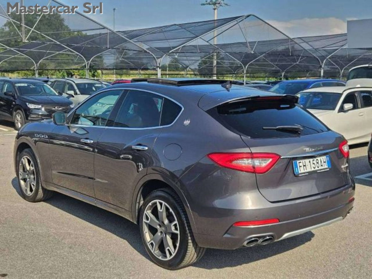 Maserati Levante Levante V6 430 CV AWD S (4)