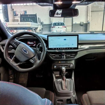 Ford Focus 1.0t ecoboost h ST-Line 155cv powershift (12)