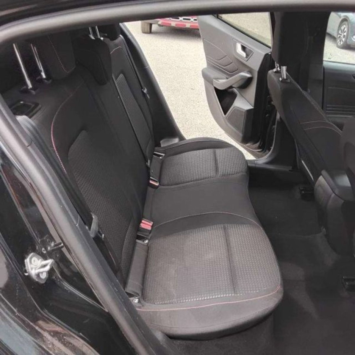 Ford Focus 1.0t ecoboost h ST-Line 155cv powershift (13)