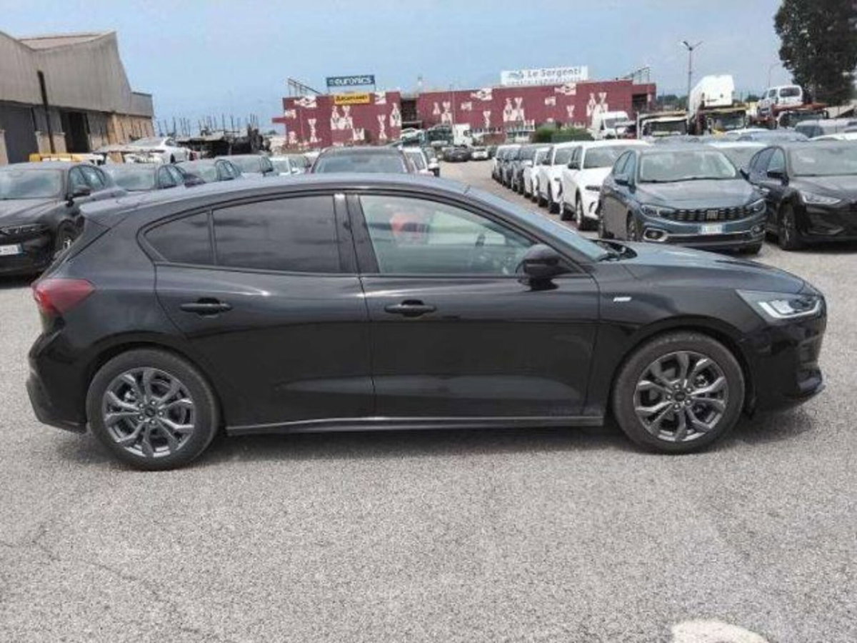 Ford Focus 1.0t ecoboost h ST-Line 155cv powershift (6)
