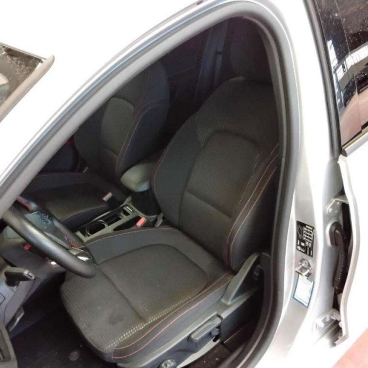 Ford Focus 1.0t ecoboost h ST-Line 155cv powershift (17)