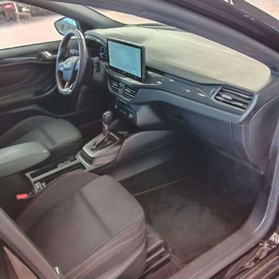 Ford Focus 1.0t ecoboost h ST-Line 155cv powershift (11)