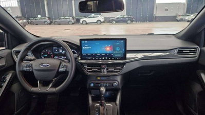 Ford Focus 1.0t ecoboost h ST-Line 155cv powershift (11)