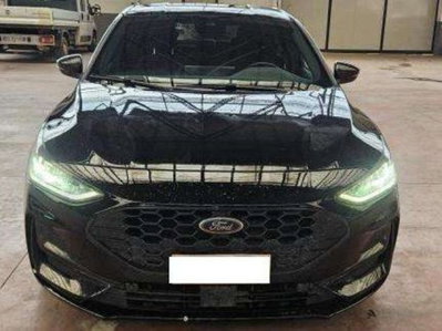 Ford Focus 1.0t ecoboost h ST-Line 155cv powershift (2)