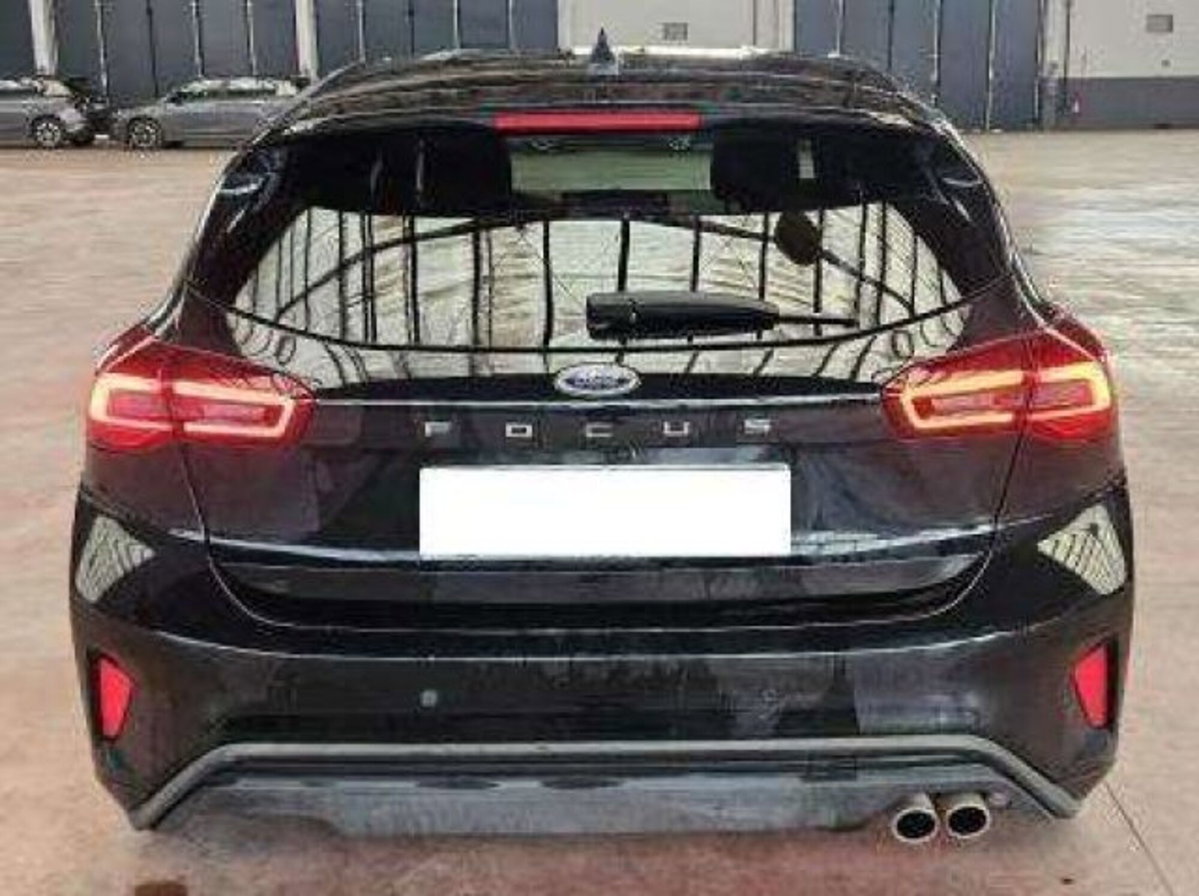 Ford Focus 1.0t ecoboost h ST-Line 155cv powershift (5)