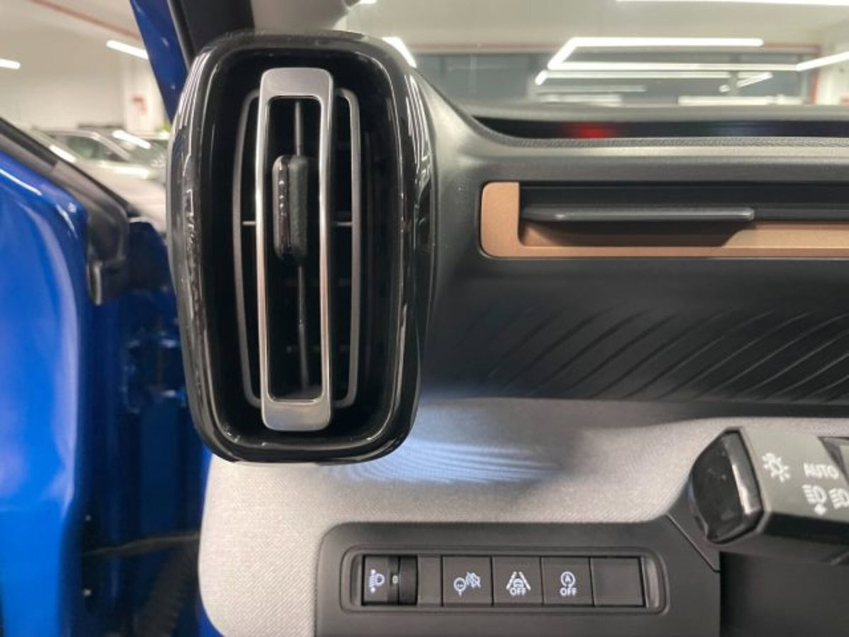 Citroen C3 Aircross 1.2 puretech turbo Plus 100cv (18)