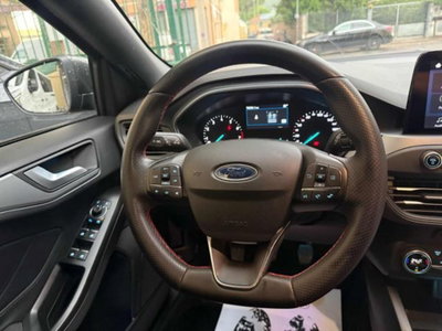 Ford Focus 1.0 EcoBoost Hybrid 125 CV Power. 5p. ST-Line Style (11)