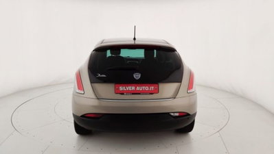 Lancia Delta 1.4 T-Jet 120 CV Argento Ecochic GPL (6)