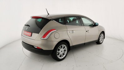 Lancia Delta 1.4 T-Jet 120 CV Argento Ecochic GPL (7)